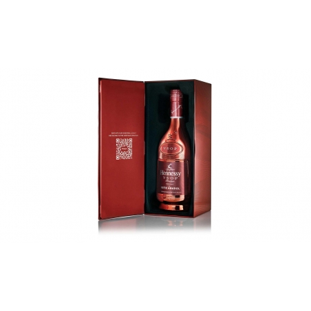 Discover The Legendary VSOP Hennessy Dressed By REFIK ANADOL!