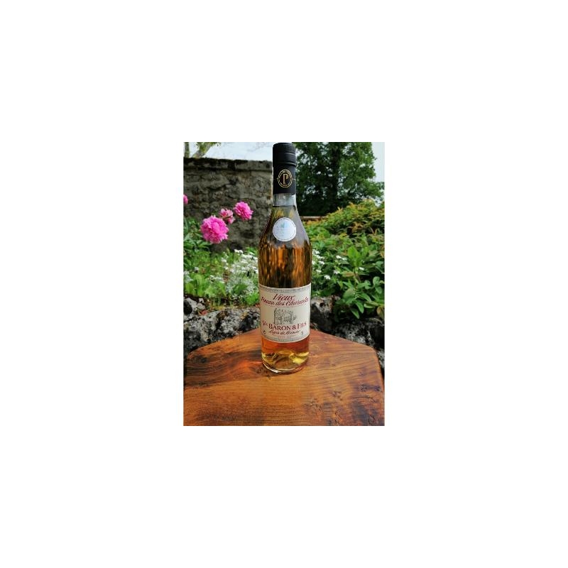 Vieux Pineau des Charentes blanc Veuve Baron & Fils Vieux Pineau des Charentes blanc Veuve Baron & Fils