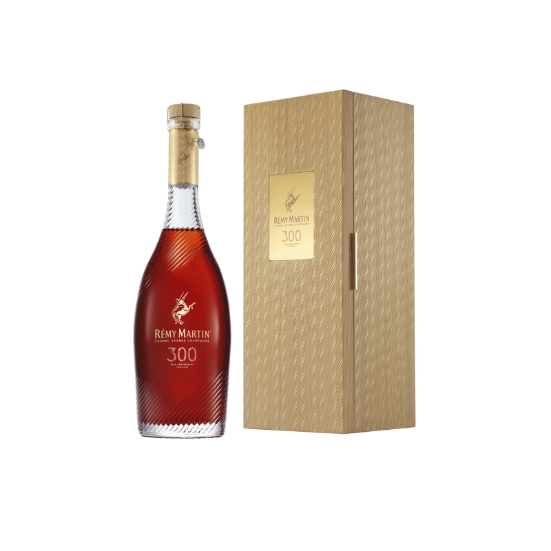 Cognac Rémy Martin 300ème Anniversaire Grande Champagne édition limitée Cognac Rémy Martin 300ème Anniversaire Grande Champagne édition limitée