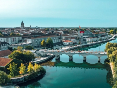 L’industrie du cognac face à des défis mondiaux complexes